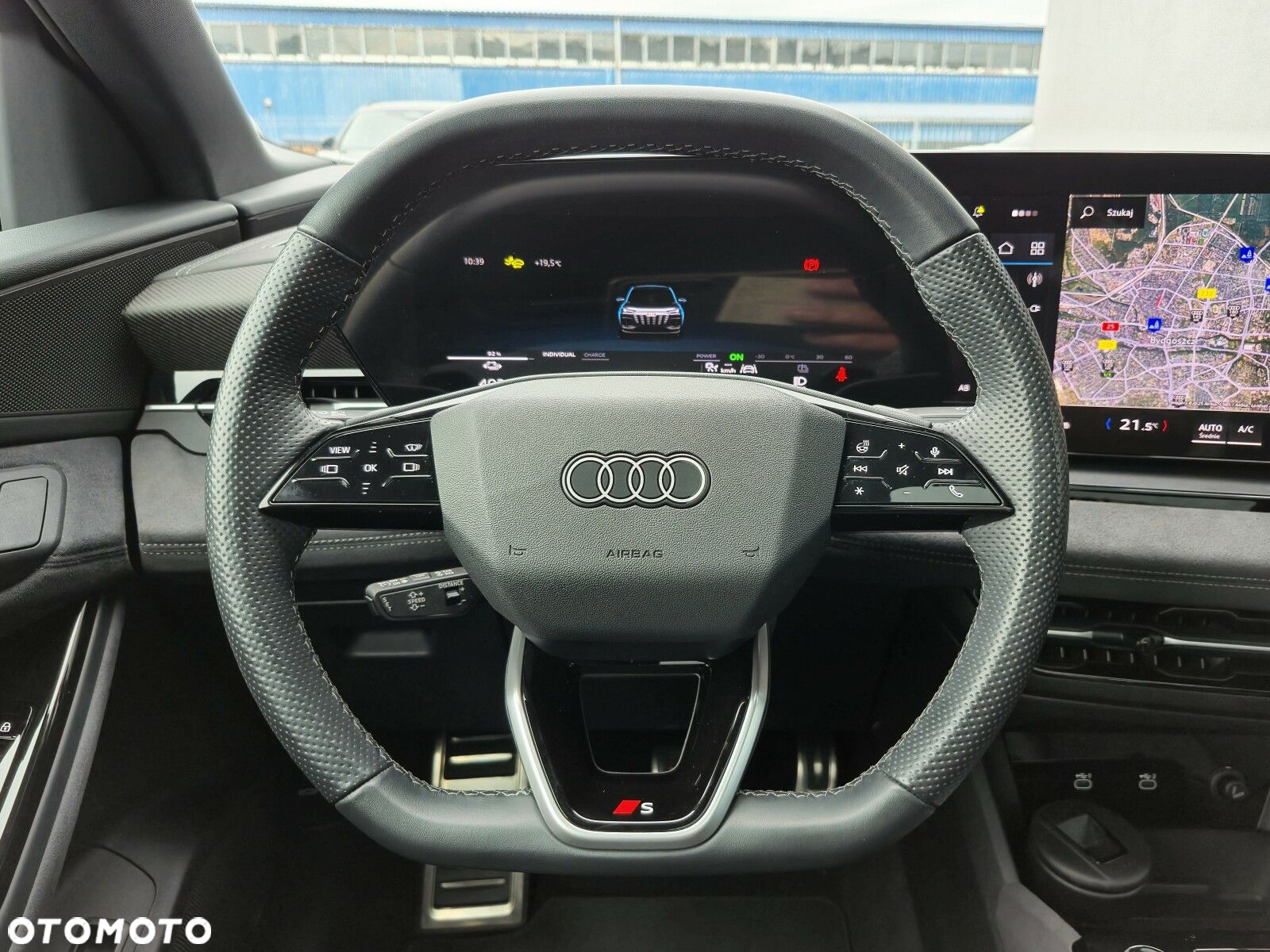 Audi Q6 e-tron - 15