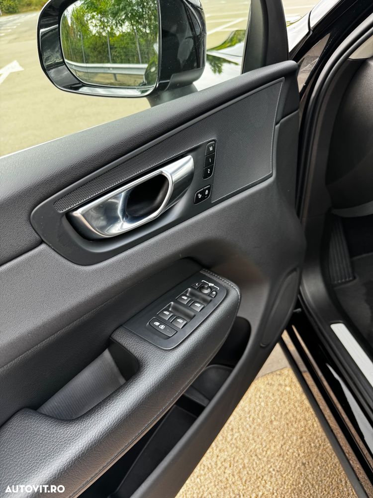Volvo XC 60 B4 MHEV Inscription - 14