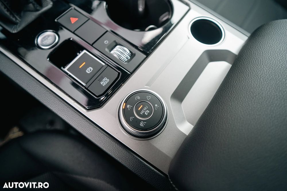 Volkswagen Touareg 3.0 V6 TDI 4Motion DPF Automatik - 24