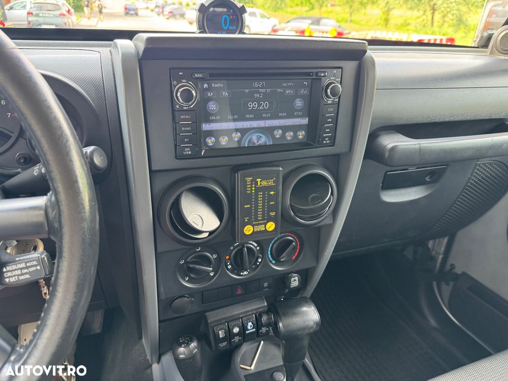 Jeep Wrangler - 22