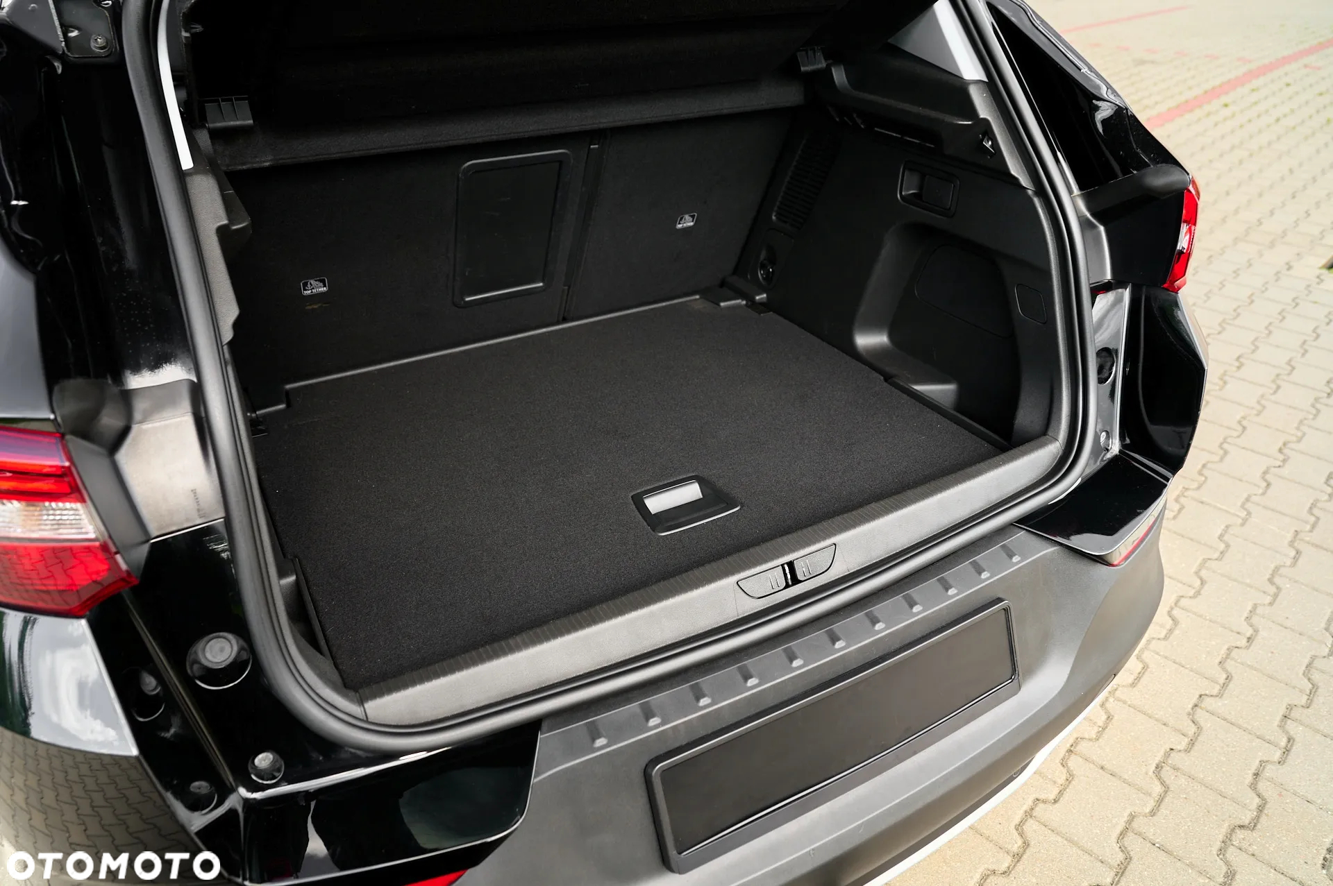 Opel Grandland X 1.2 T Innovation S&S - 10
