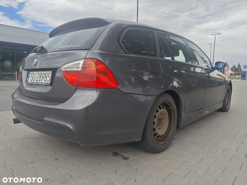 BMW Seria 3 320i - 2