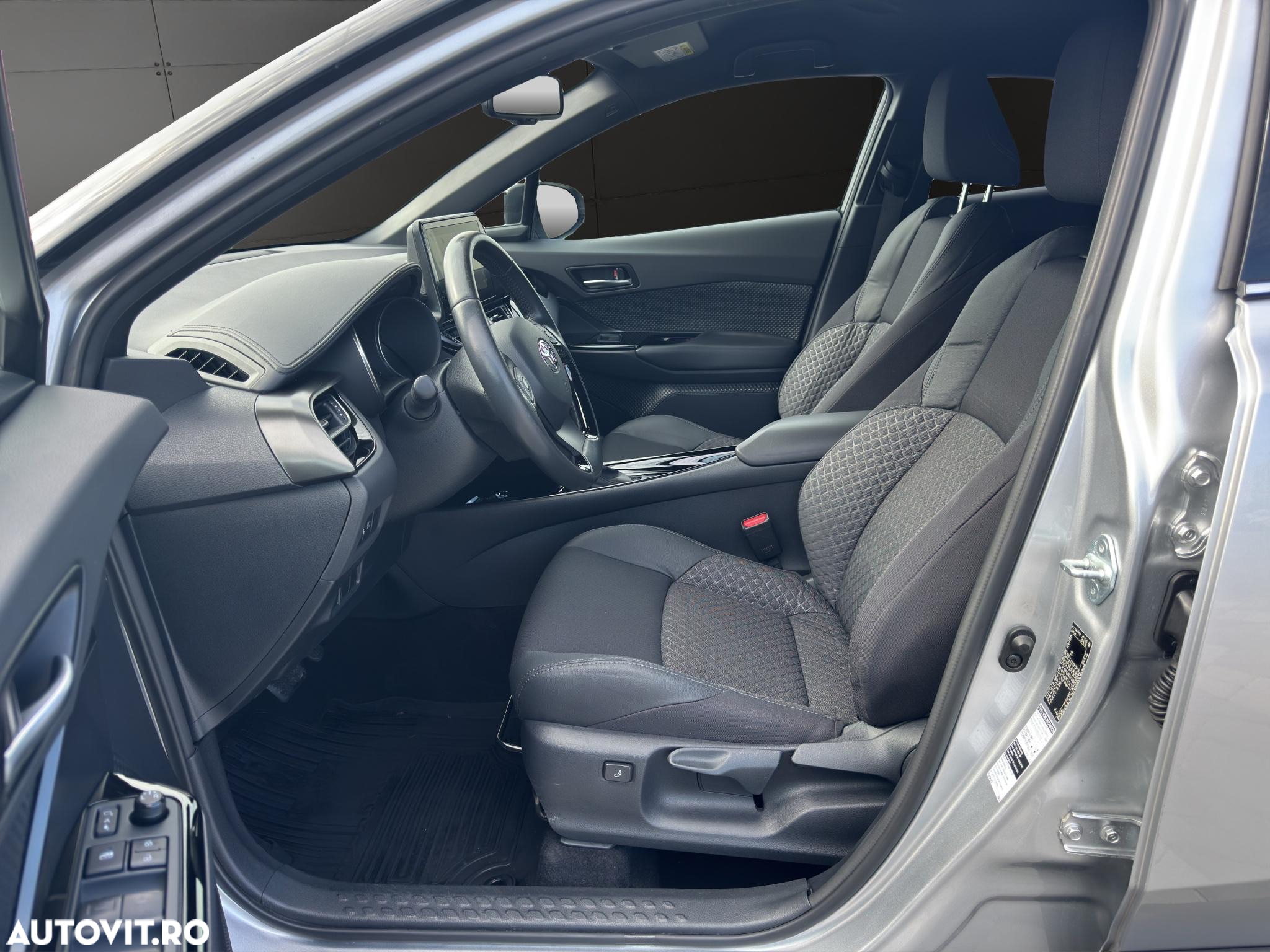 Toyota C-HR Hybrid Club - 5