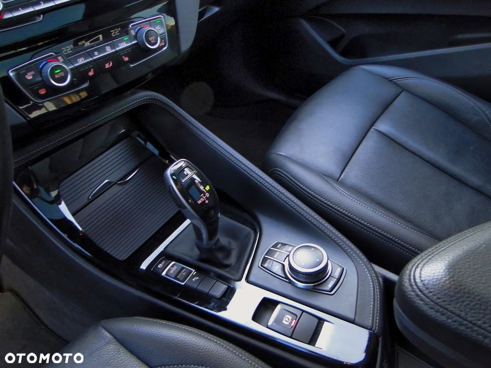 BMW X1 sDrive18i GPF xLine - 31