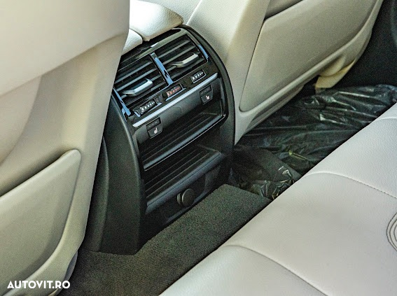 BMW Seria 5 530d xDrive AT - 11