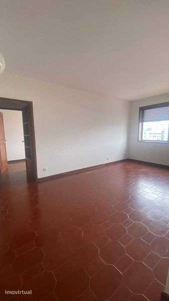 Apartamento T1 arrendamento - Grande imagem: 4/10
