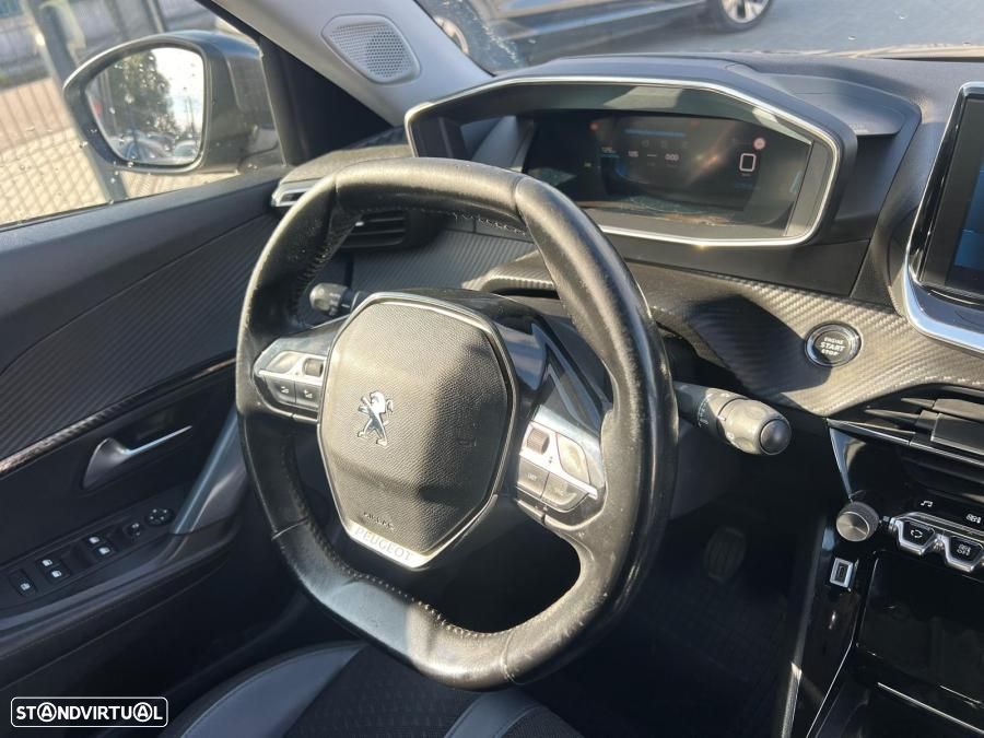 Peugeot 2008 1.2 PureTech Active - 7