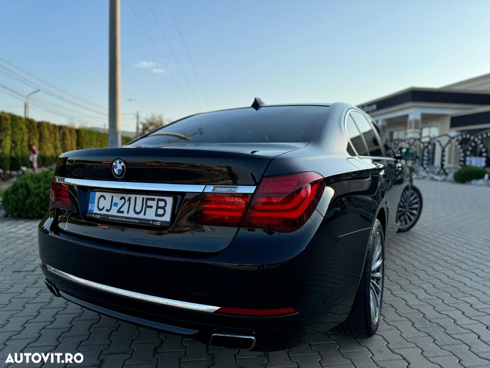 BMW Seria 7 740d xDrive - 8
