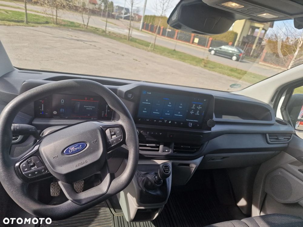 Ford Transit Custom - 16
