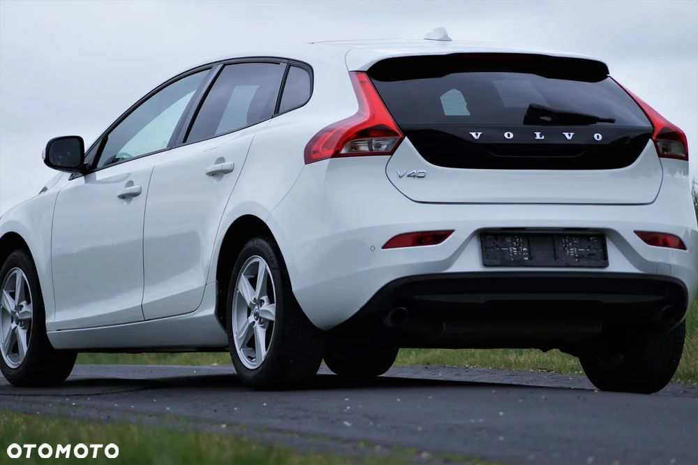 Volvo V40 - 10