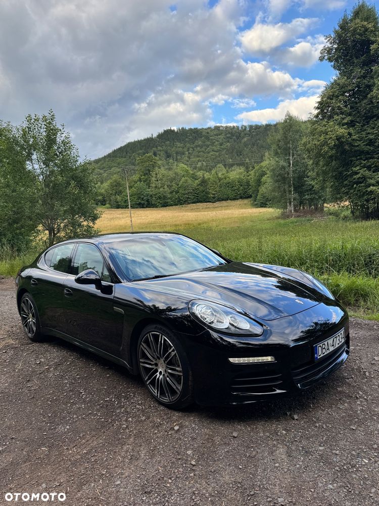 Porsche Panamera S - 1
