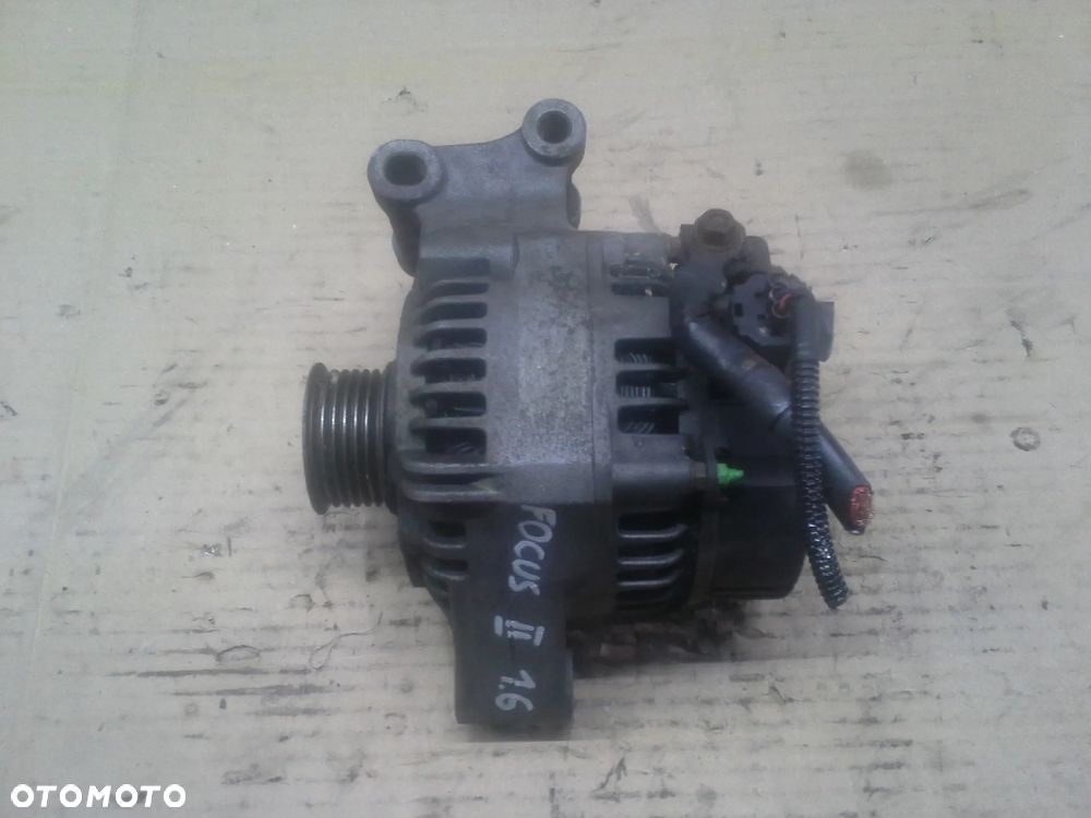 Ford Fokus II 1.6 benzyna alternator - 1