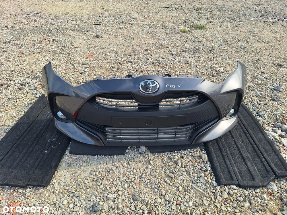 ZDERZAK PRZEDNI KOMPLETNY TOYOTA YARIS IV - 1