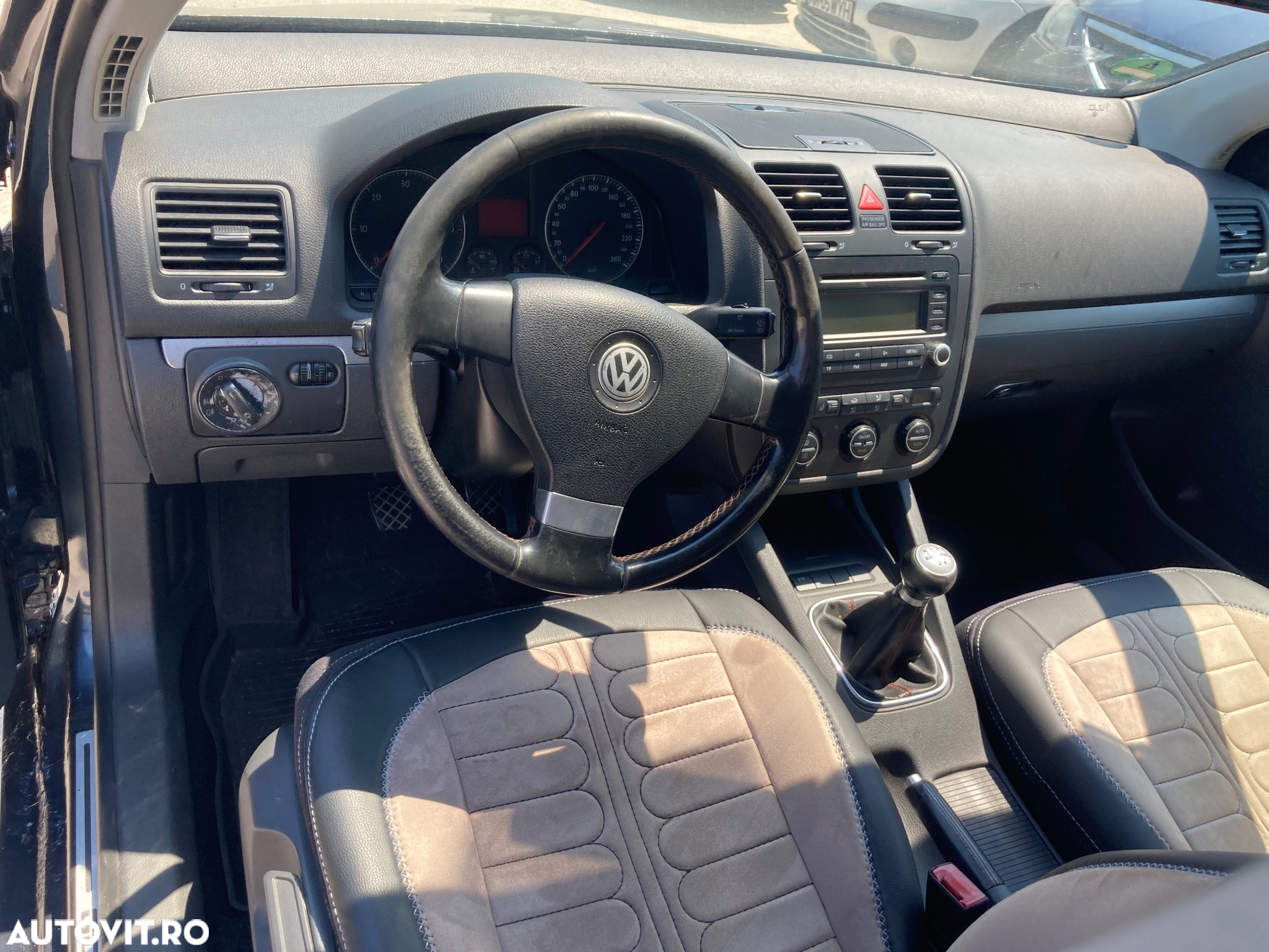 Dezmembrez VW Golf V 1.9 TDI BKC 5 Trepte 105 CP - 6
