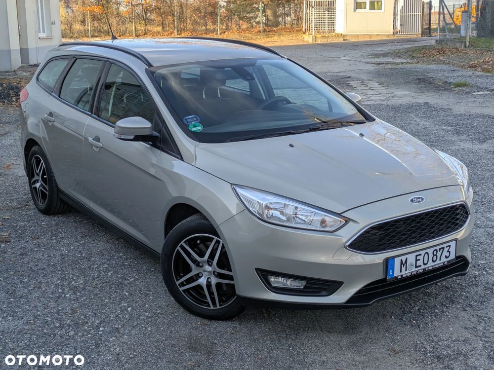 Ford Focus Turnier 1.5 EcoBoost Start-Stopp-System Business Edition - 4
