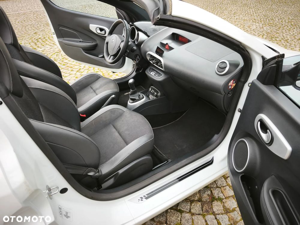 Renault Wind TCe 100 Night and Day - 16