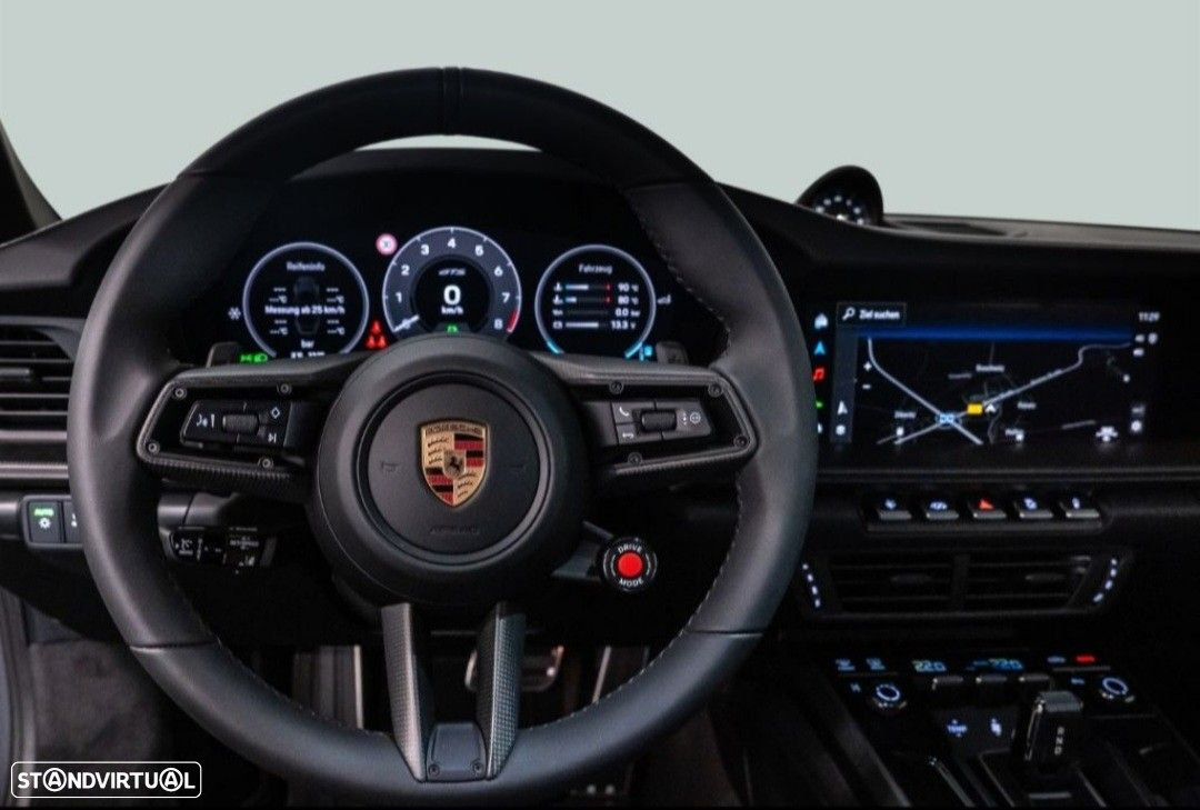 Porsche 911 (992) Carrera 4 GTS - 10