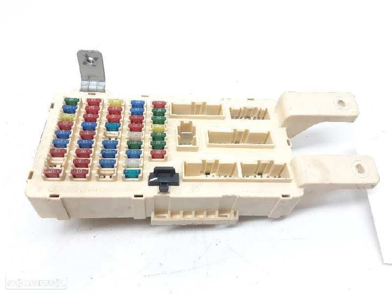 CAIXA DE RELES FUSÍVEIS HYUNDAI SANTA - 1