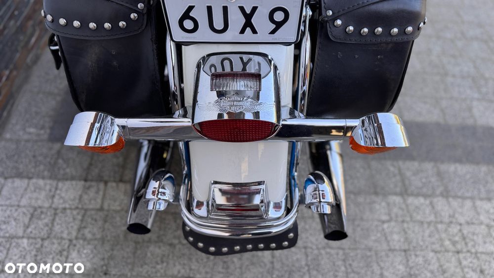 Harley-Davidson Softail Heritage Classic - 14