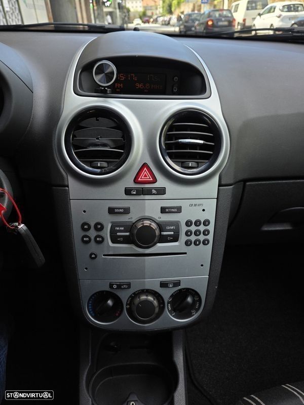 Opel Corsa 1.3 CDTI Enjoy EcoFLEX - 11