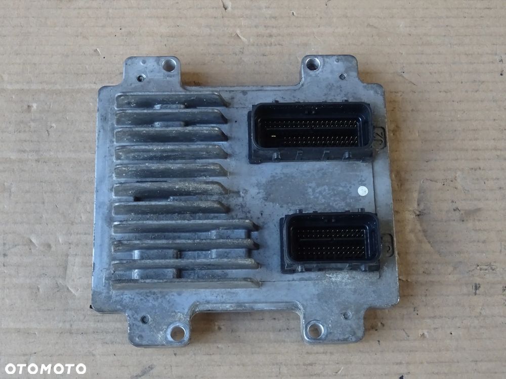 KOMPUTER STEROWNIK SILNIKA 1,8 1,6 1,4 1,2 A18XER A16XER OPEL ZAFIRA C INSIGNIA ASTRA J MOKKA MERIVA B E83 - 1