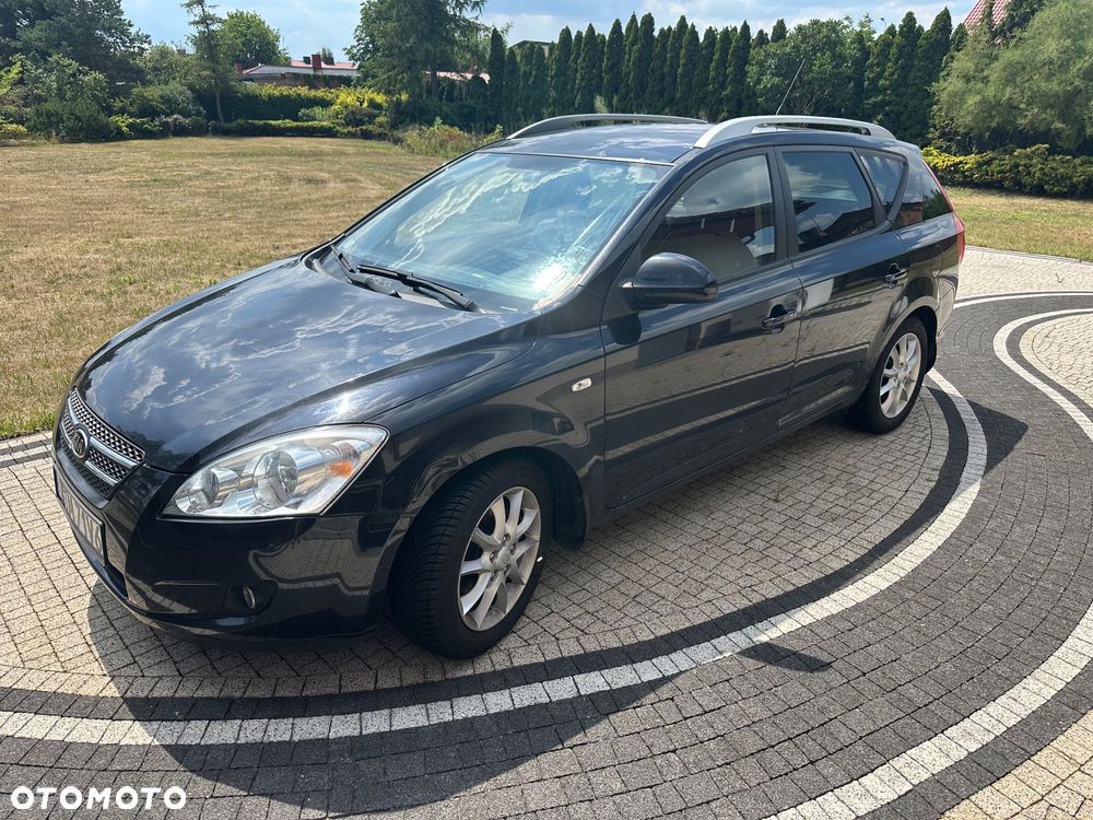 Kia Ceed 2.0 crdi Optimum + - 1