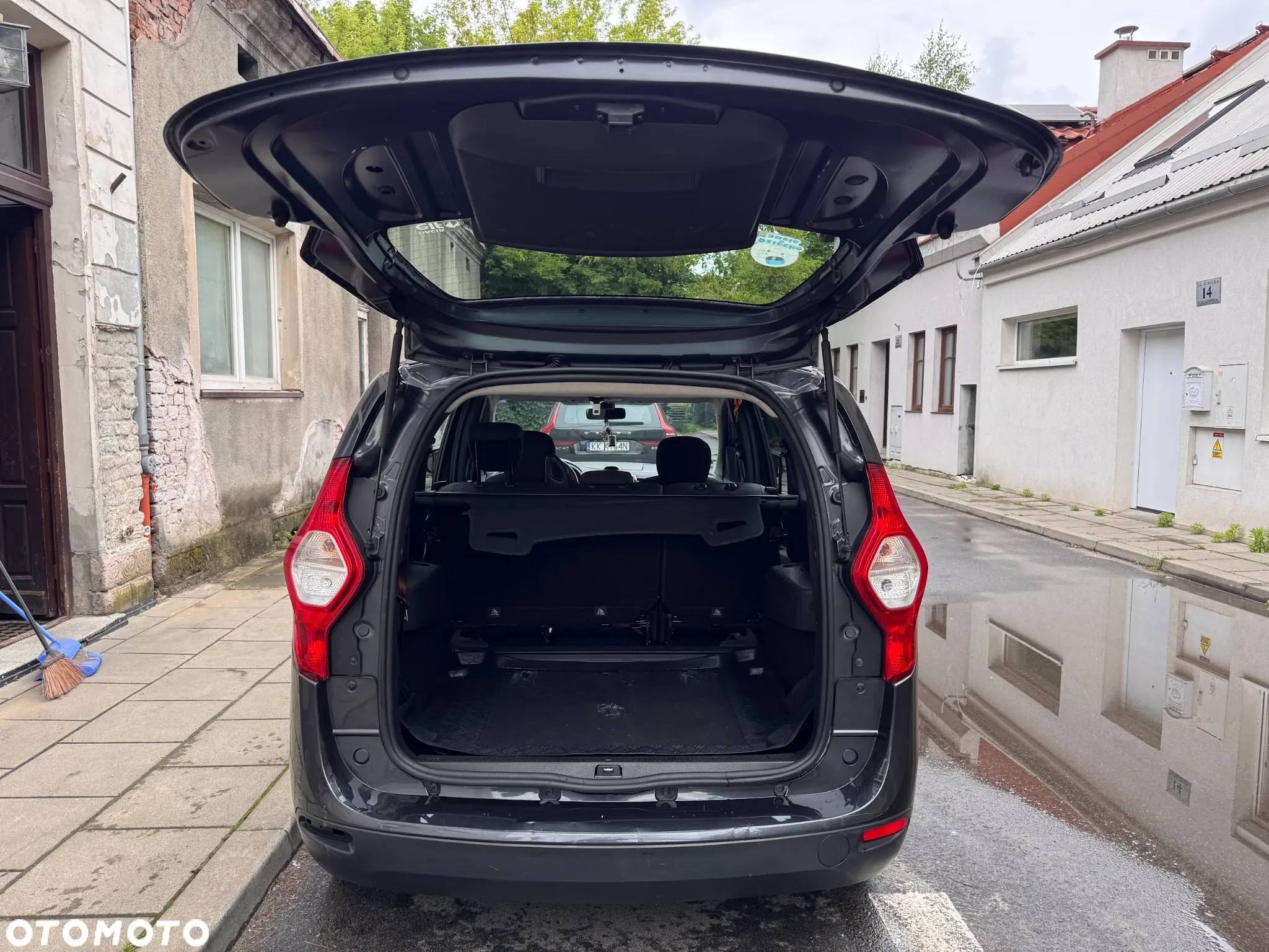 Dacia Lodgy 1.6 SCe Laureate S&S - 9