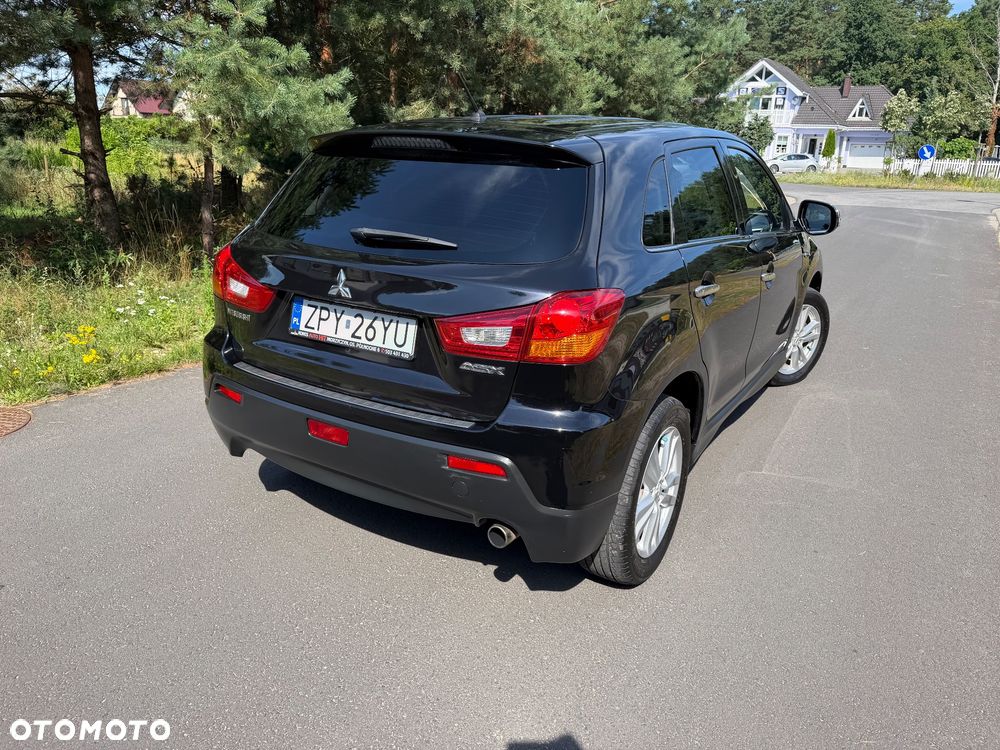 Mitsubishi ASX - 4