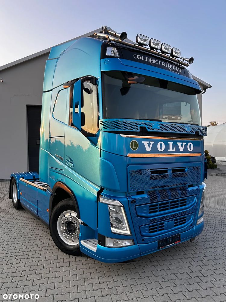 Volvo FH 500/Euro6/1 turbina /IDEALNY/ Nowe sprzęgło/Metalik/ Salon PL / Halogeny/Alufelgi //Klima Postojowa// 4 poduszki tył - 2