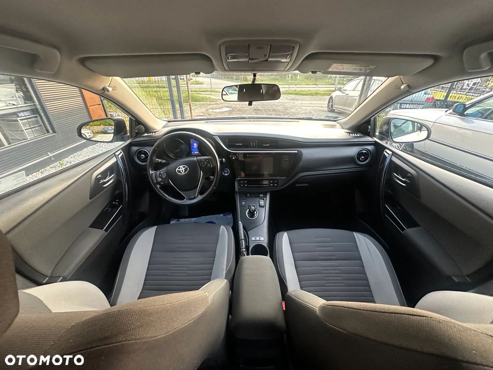Toyota Auris Hybrid 135 Premium - 9