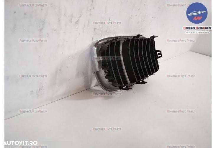 Grila Centrala Nara Stanga originala BMW  Seria 3  F30/F31/F34 [2011 - - 5