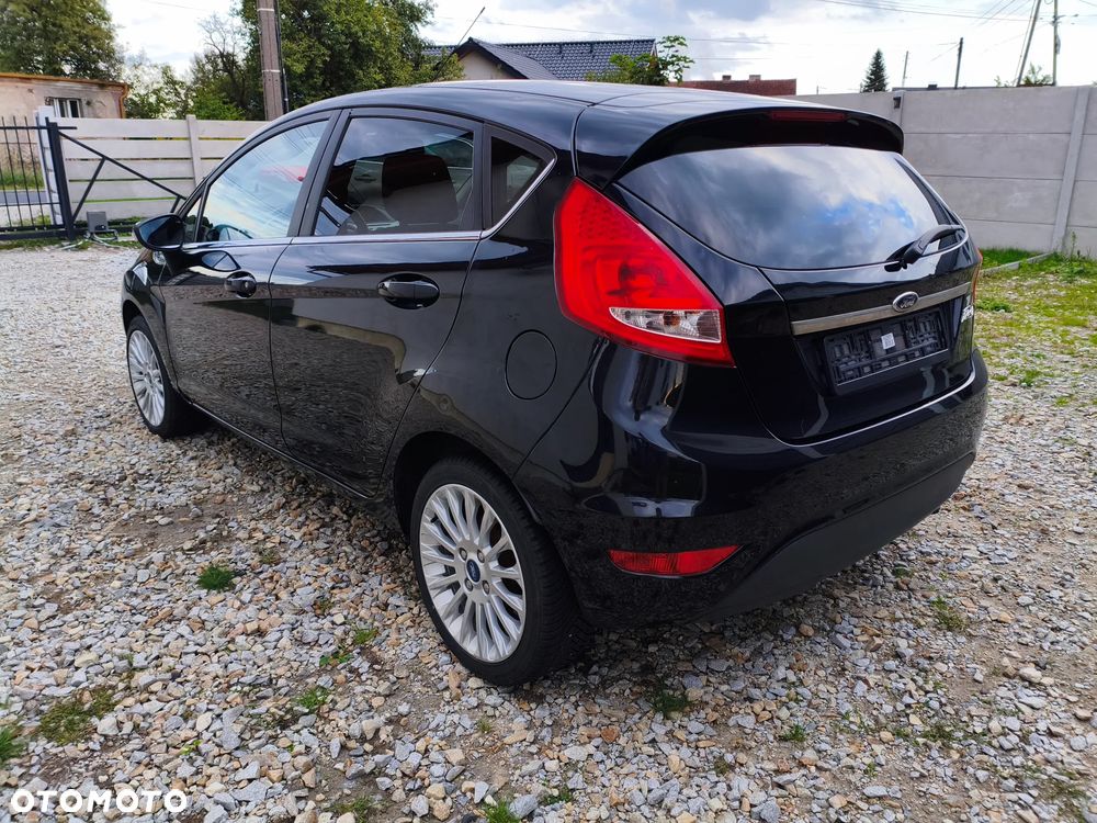 Ford Fiesta 1.4 Titanium EU5 - 8