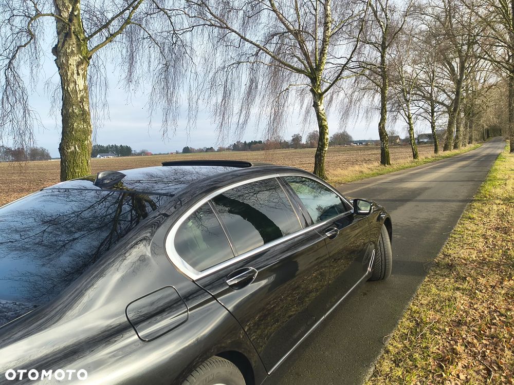 BMW Seria 7 ver-740ld-xdrive - 20