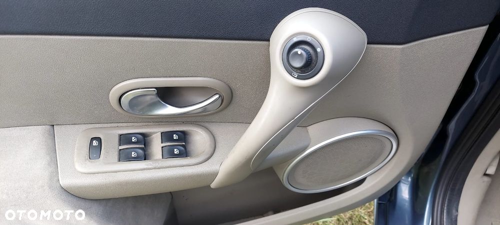 Renault Clio 1.4 16V Dynamique - 7