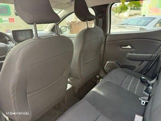 Dacia Sandero - 7