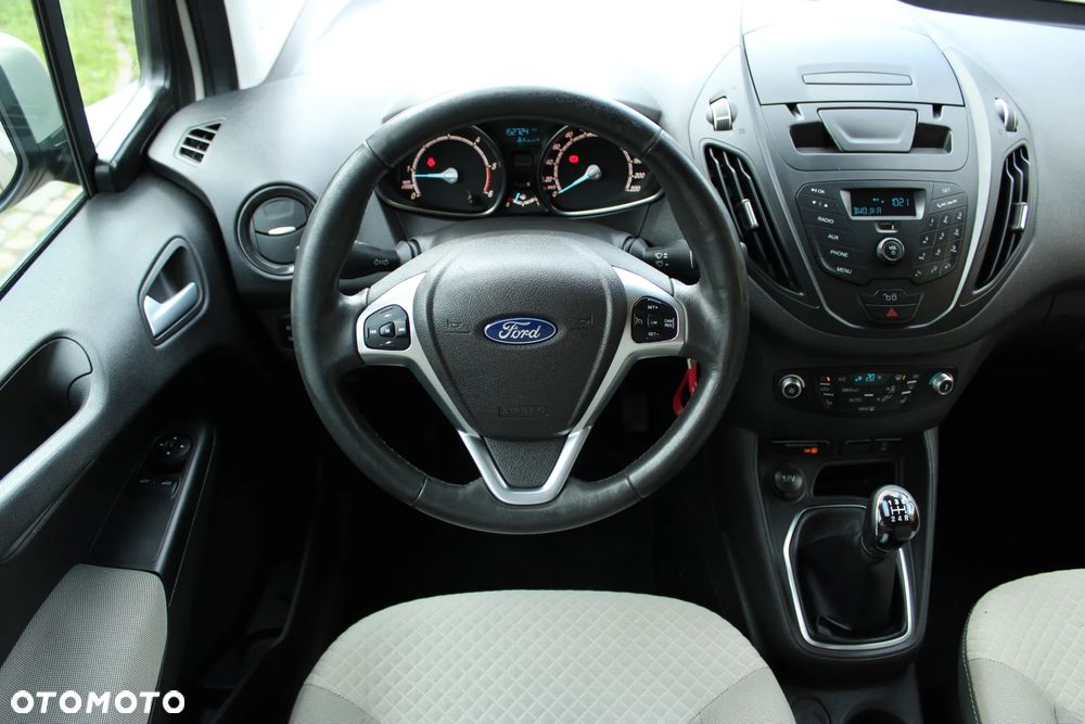Ford Tourneo Courier 1.5 TDCi Trend - 18