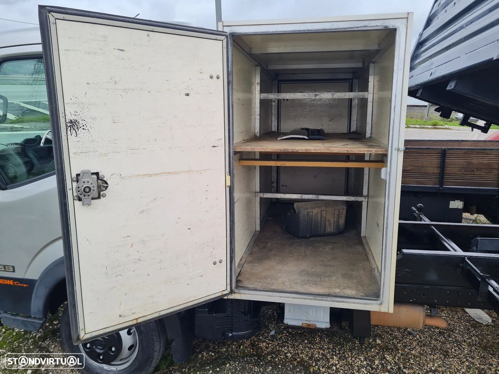 Nissan Cabstar 35.13 Tribasculante c/ caixa arrumação - 6