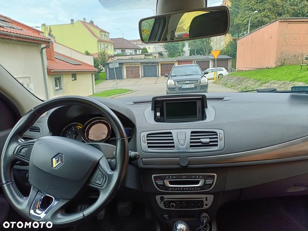 Renault Megane 1.5 dCi Bose - 9