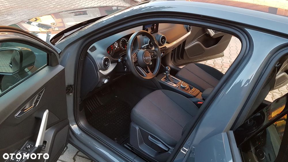 Audi Q2 35 TFSI Sport S tronic - 10