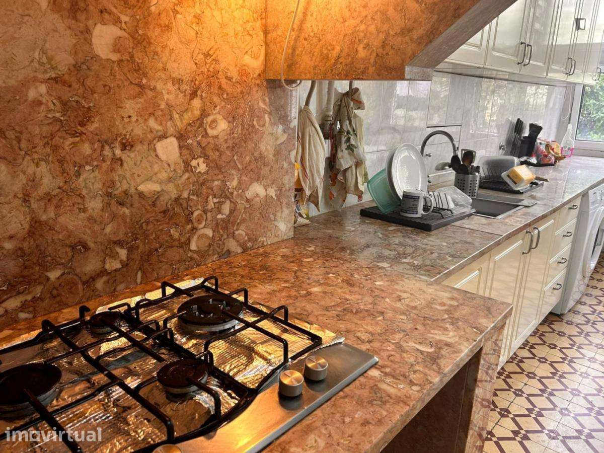 Quarto - localizado em Entrecampos Lisbon - Grande imagem: 5/17