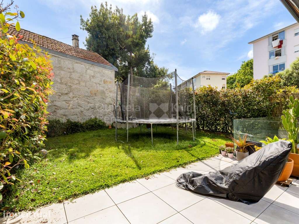 Para arrendamento, moradia T4 com jardim no Porto - Grande imagem: 5/25