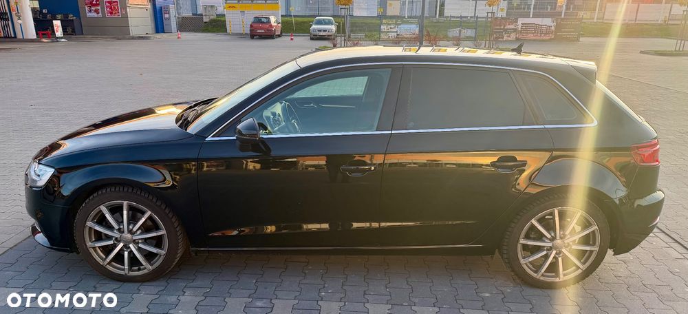 Audi A3 Sportback 2.0 TDI (clean diesel) quattro S tronic Attraction - 5