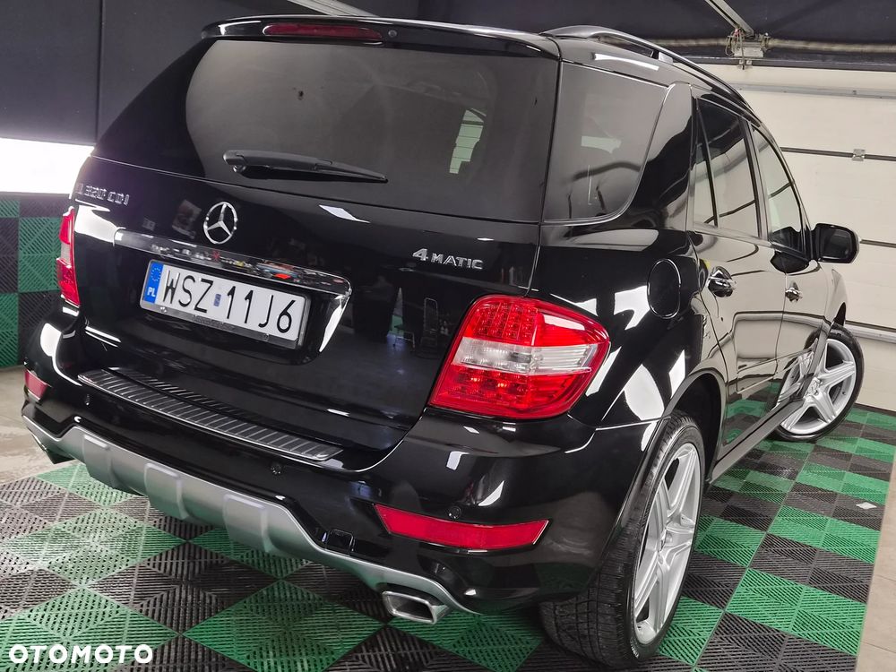 Mercedes-Benz ML - 12