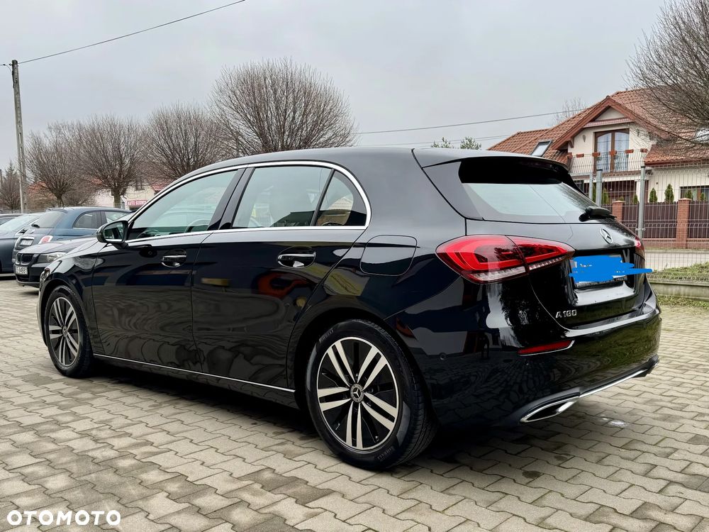 Mercedes-Benz Klasa A 180 Style 7G-DCT - 3