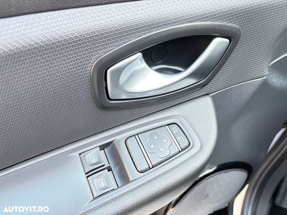 Renault Clio 1.5 dCi Authentique - 16