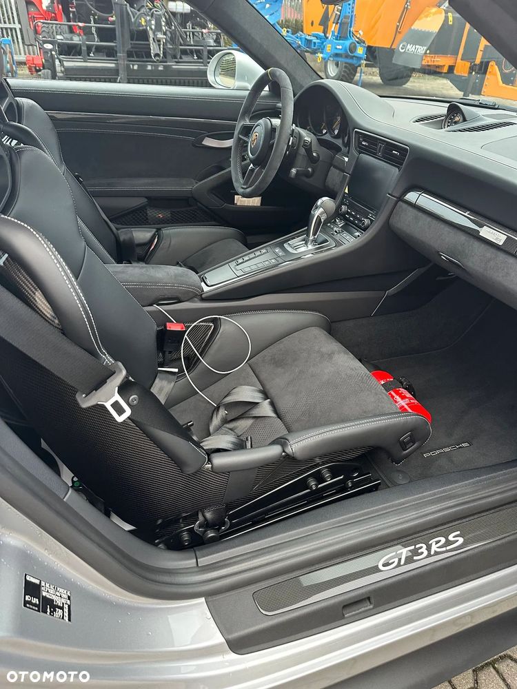 Porsche 911 - 4