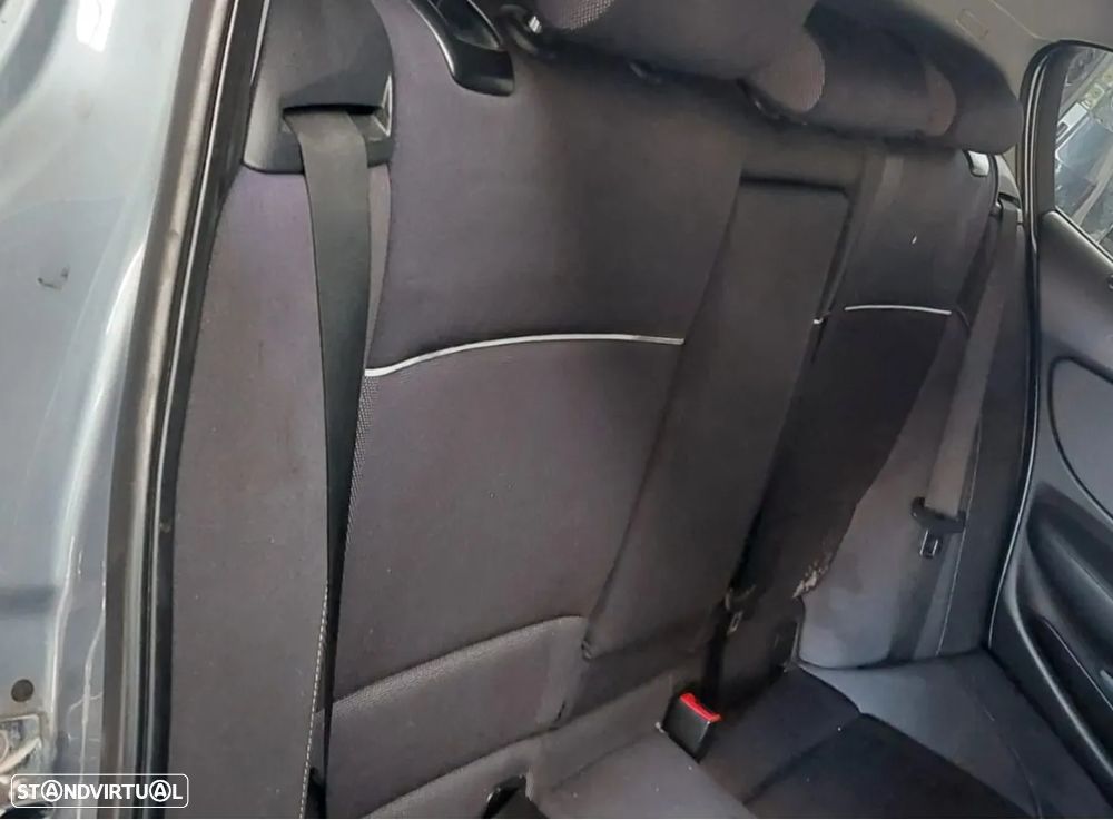 BMW 118D PARA PEÇAS - 11