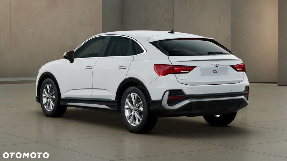 Audi Q3 Sportback - 3