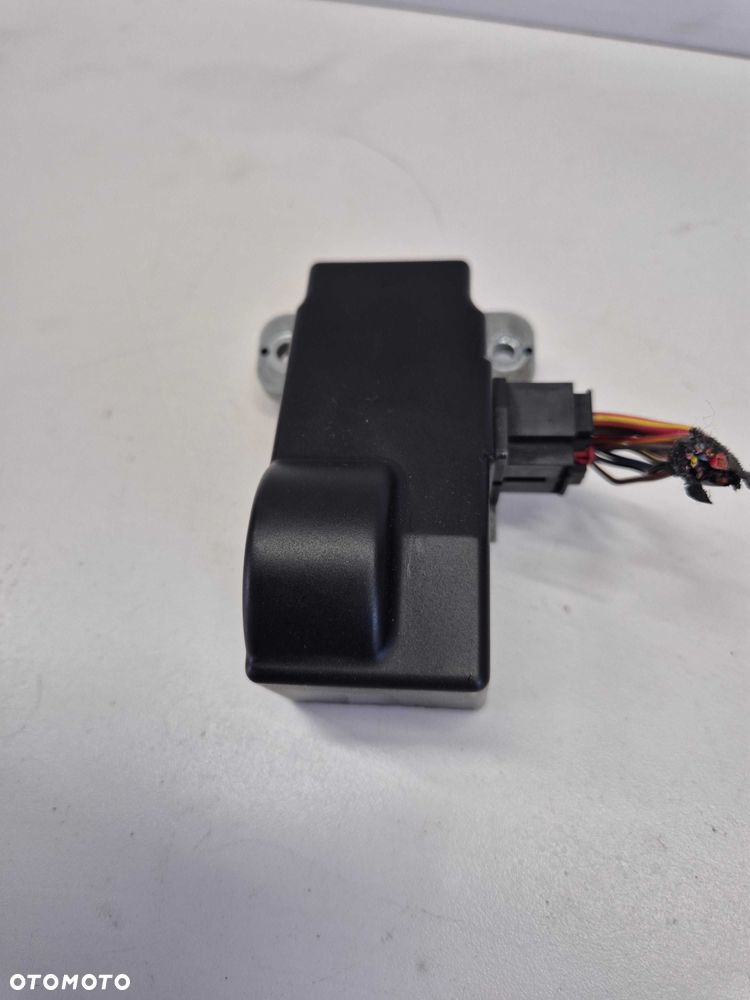 vw passat b6 rygiel elektryczna blokada Kierownicy - 2
