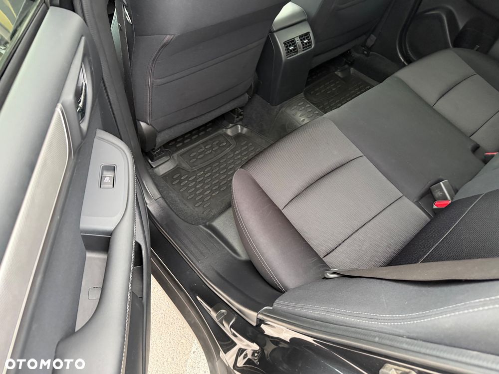 Subaru Outback 2.0D Active Lineartronic - 13